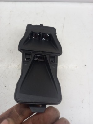 Volvo v40 ii камера радар lidar датчик перед фото №1