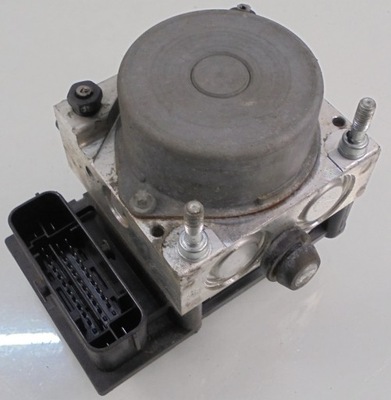 Hyundai i20 11 r 1.2 насос блок управления abs фото №1