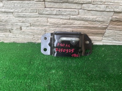 Зачіп засувка капот bmw 1 f40 2 f44 7450925 фото №1