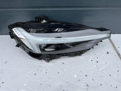 Лампа права volvo xc60 ii lift full led 32404706 фото №1