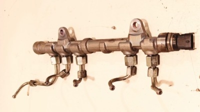 Молдинг впрыскная suzuki swift mk7 1.3ddis фото №1