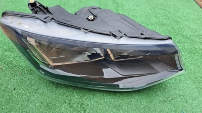 Vw caddy 2k8 лампа передня фото №1