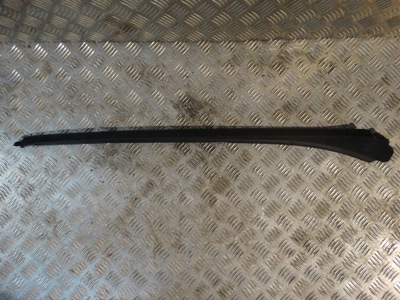 Idealna молдинг стекло левая mercedes w206 1 фото №1