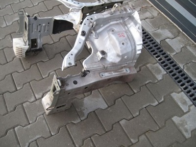 Toyota avensis t29 15- четверть правая перед фото №1