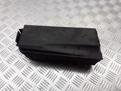 Коробка предохранителей opel signum 1.9 cdti 13240244 фото №1
