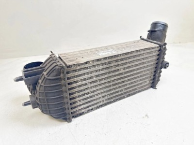 2012 peugeot 3008 1 интеркулер 9673015780 фото №1