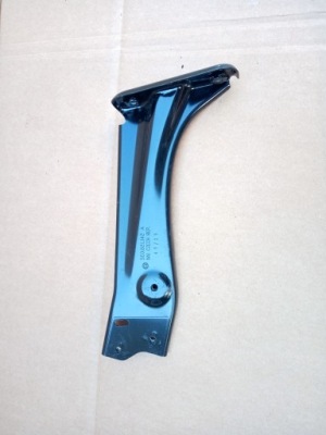 Skoda octavia iii праве кронштейн кронштейн крила фото №1