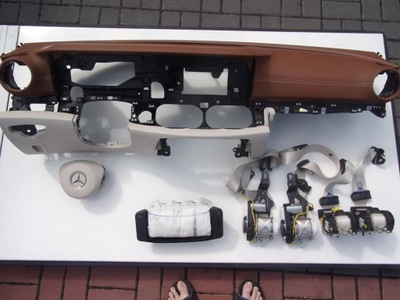 Mercedes w213 приборная панель подушки безопасности воздушные ремни фото №1