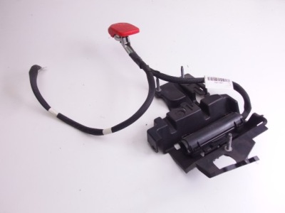 Peugeot 3008 ii 1.6 гібрид plug-in клема plus фото №1