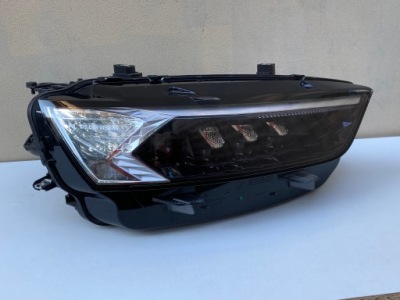 Лампа правая перед передняя citroen ds7 crossback led vision 9816526980 фото №1