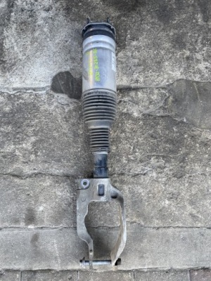 Land rover discovery v амортизатор передний правый фото №1