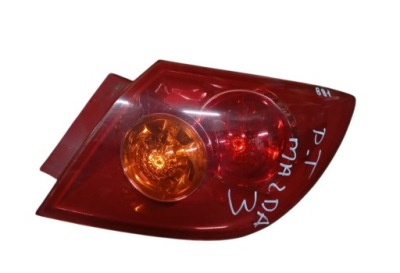 Mazda 3 лампа правый задняя фото №1