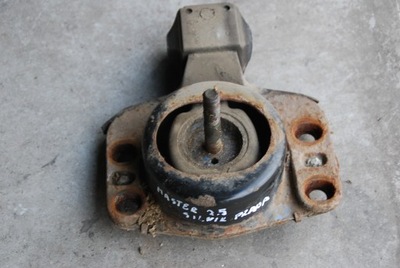 Кронштейн подушка двигателя renault master ii фото №1