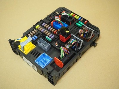 Модуль блок управления bsi peugeot 2008 ii 1.2 thp фото №1