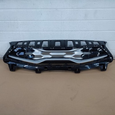 Решётка радиатора решётка радиатора kia ceed iii lift phev 86351-cr300 фото №1