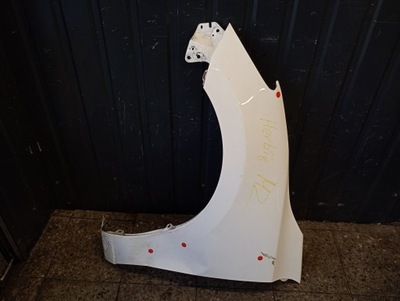 Крила лівий перед mazda 3 bm білий фото №1