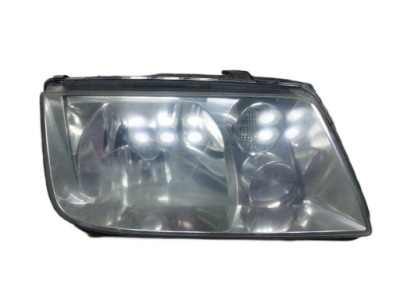 Лампа права перед vw bora фото №1