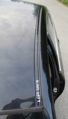 Молдинг горизонтальна дах ліва bmw e60 475 black saphir фото №1