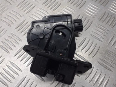 Замок крышки багажника toyota auris e15 1.4 d4d фото №1