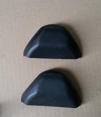 Mustang заглушка поперечина pas безпеки 2005-2009 фото №1