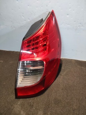 Renault scenic ii fl лампа задня права 8200474327a фото №1