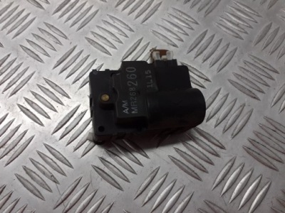 Моторчик кришка обігрівача volvo v40 mr268260 фото №1