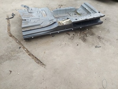 Chrysler pacifica 2016-2020r порог левый пол фото №1