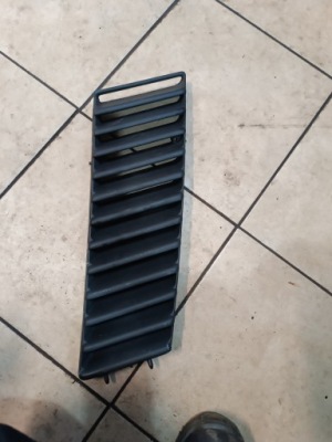 Впуск воздуха решётка transporter t3 251853682 фото №1