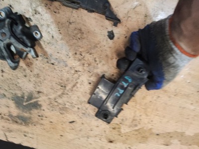 Suzuki sx4 06-12 направляющая pod фара правый задняя фото №1