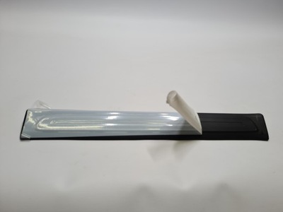 Audi q7 молдинг порог задний правый  4l0853376e 01c фото №1