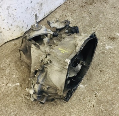 Коробка передач передач 20ea04 peugeot 308 cc #176 фото №1