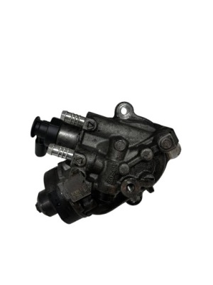 Насос впрыскная bmw 3 e90 e91 7810696 фото №1