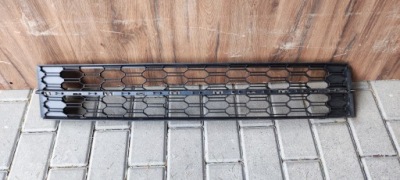 Решітка бампера skoda octavia iii фото №1