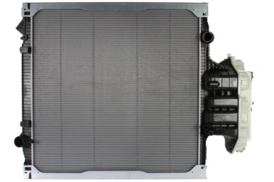 Радіатор двигуна man tga фото №1