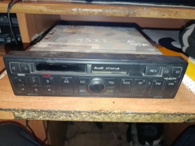 4b0035152 радіо заводський audi a3 8l фото №1