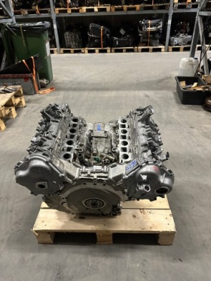 Двигатель audi s8 plus 4.0 tfsi ddt фото №1