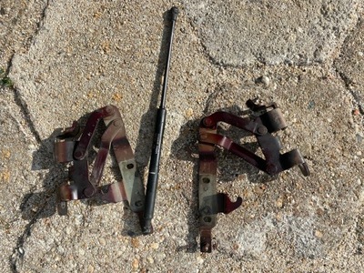 Lancia thesis петлі капот лівий правий kpl + привід фото №1