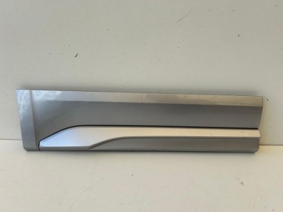 Audi q5 80a молдинг дверь правый задняя 80a853970 оригинал фото №1