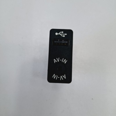 2015 mini cooper countryman r60 роз'єм aux 9229242 фото №1