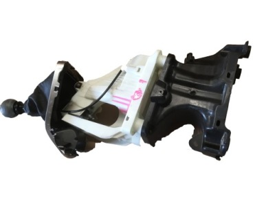 Выборник peugeot 5008 9672372580 фото №1