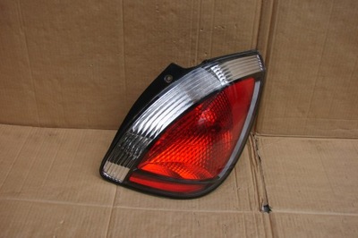 Лампа задня права кутова kia rio eu фото №1