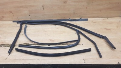 Ущільнювачі скло двері перед ліва комплект  ulysse ii фото №1