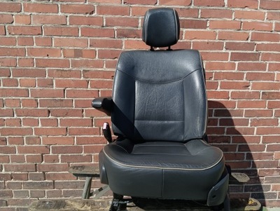 Сиденье водителя левый кожа электрический с подогревом renault espace iv lift фото №1