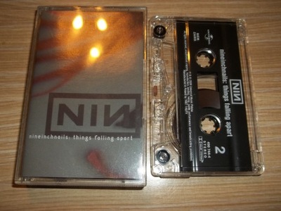 NINE INCH NAILS - THINGS FALLING APART