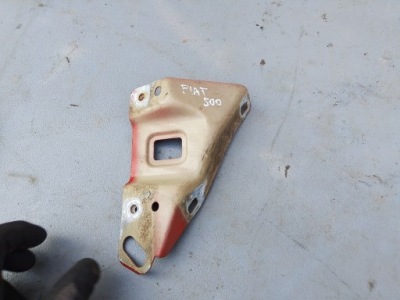 Кронштейн крыла передний правого fiat 500 2007-2024 rok фото №1