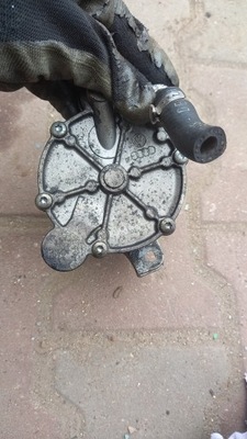 Насос vacu volvo s80 074145100d фото №1