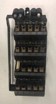 Mercedes-benz w124 коробка предохранителей фото №1