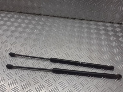 Амортизаторы крышки задняя opel meriva a 1.4 13241975 фото №1