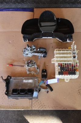 Honda cr-z 1.5 гибрид бортовой компьютер замок зажигания набор стартовый фото №1