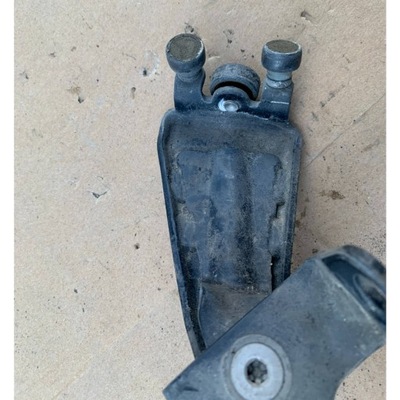 Напрямна роликова двері бокових a6397601147 mercedes vito w639 фото №1